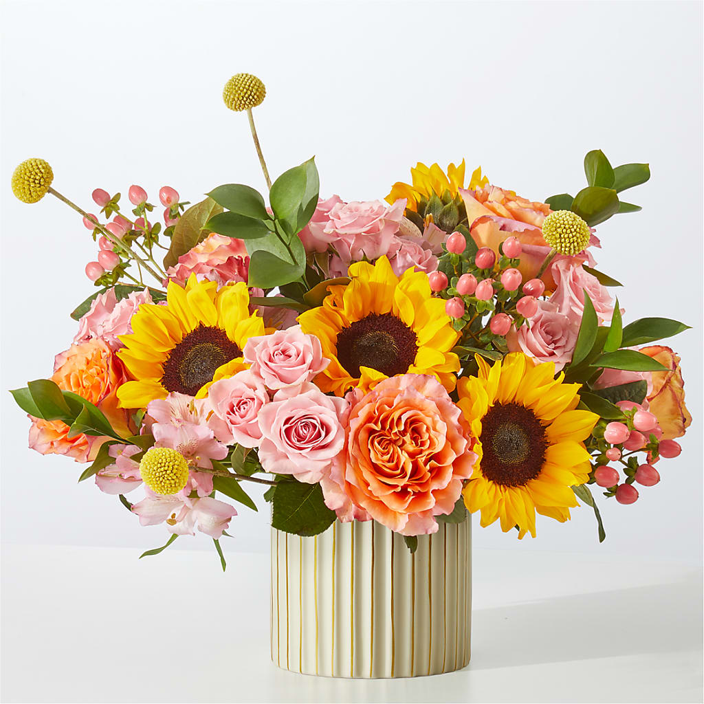 Sun's Out Bouquet – Overnightflowerdelivery.com, Tontitown AR