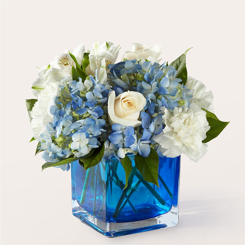 Soothing Waters Bouquet – Overnightflowerdelivery.com, Tontitown AR