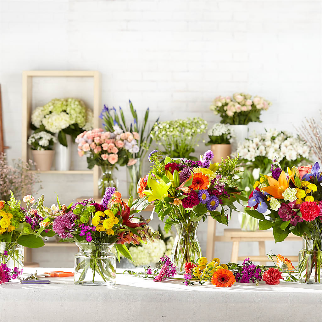 Bold & Bright – A Florist Original –  Overnightflowerdelivery.com, Tontitown AR