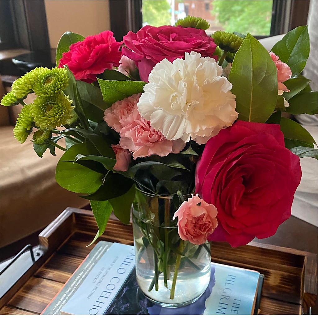 Sweet & Pretty Bouquet –  Overnightflowerdelivery.com, Tontitown AR