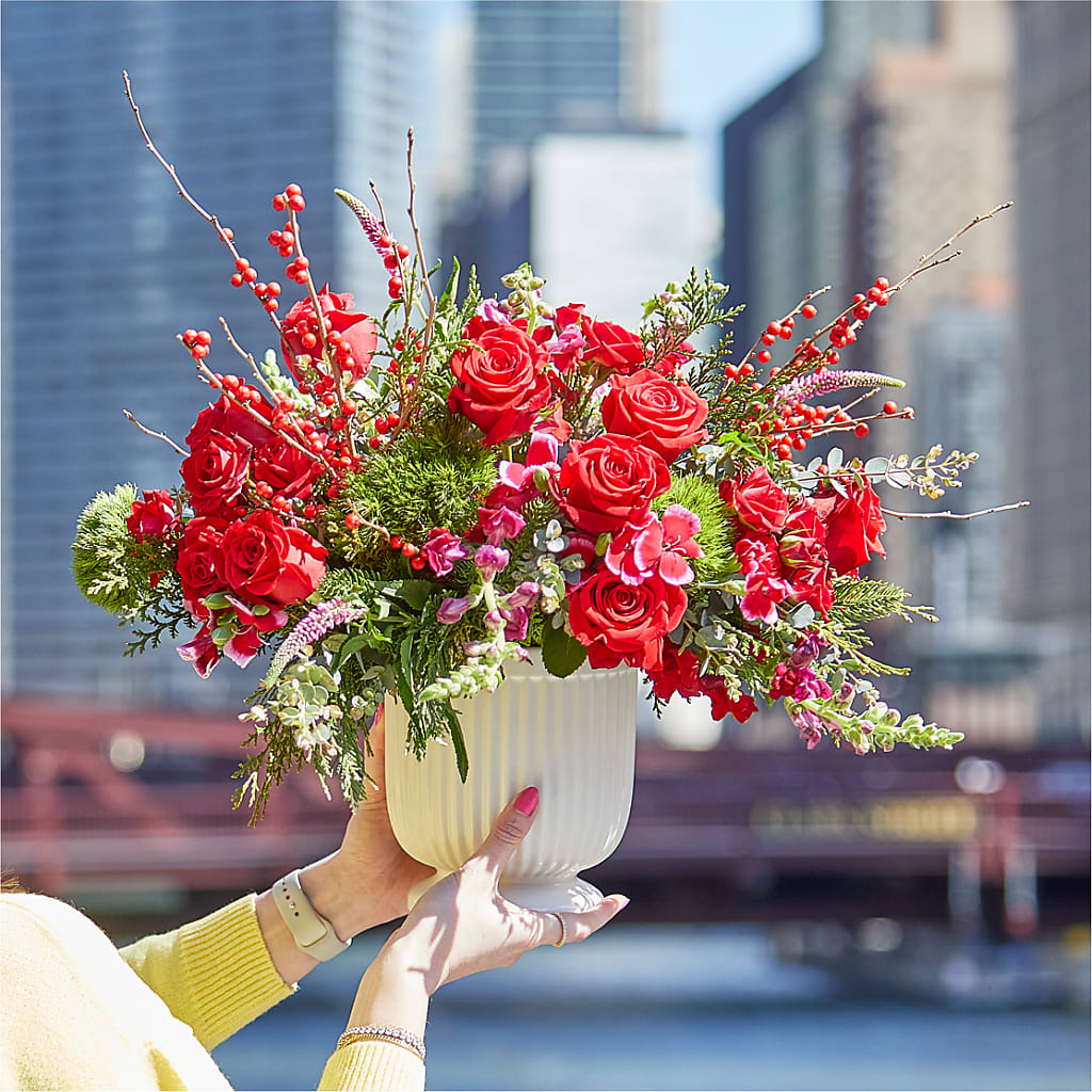Big Red Bow Bouquet –  Overnightflowerdelivery.com, Tontitown AR