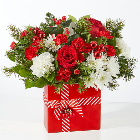 Presents Under the Tree Bouquet –  Overnightflowerdelivery.com, Tontitown AR