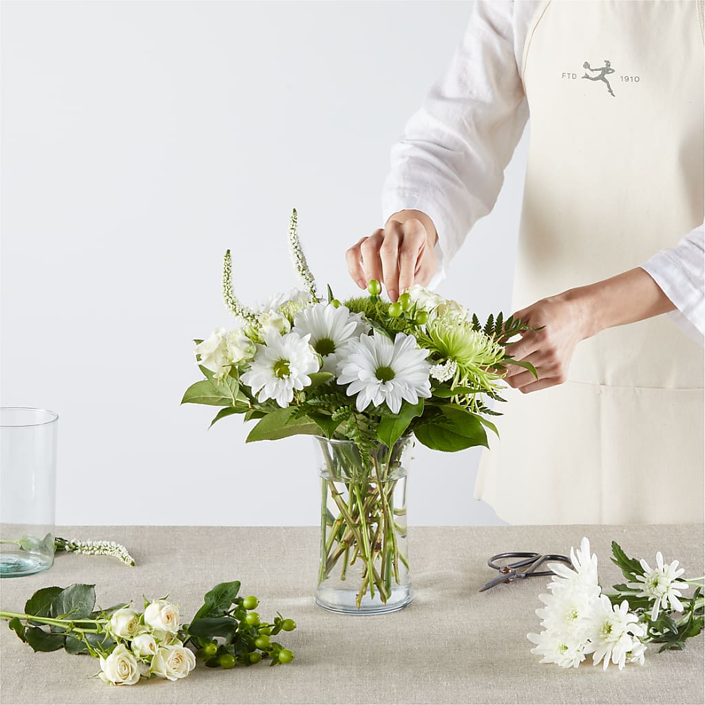 Irish Garden - A Florist Original –  Overnightflowerdelivery.com, Tontitown AR