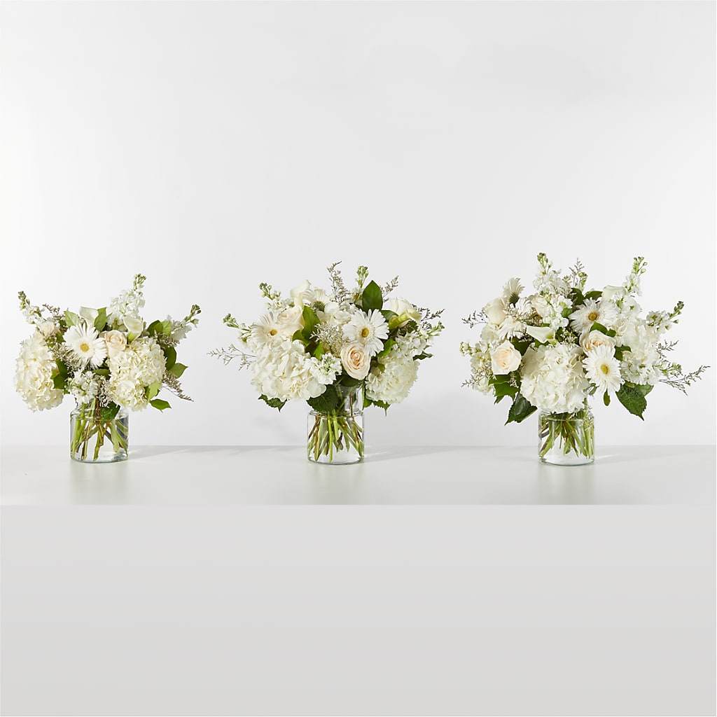 Sun-drenched Blooms Box Bouquet –  Overnightflowerdelivery.com, Tontitown AR
