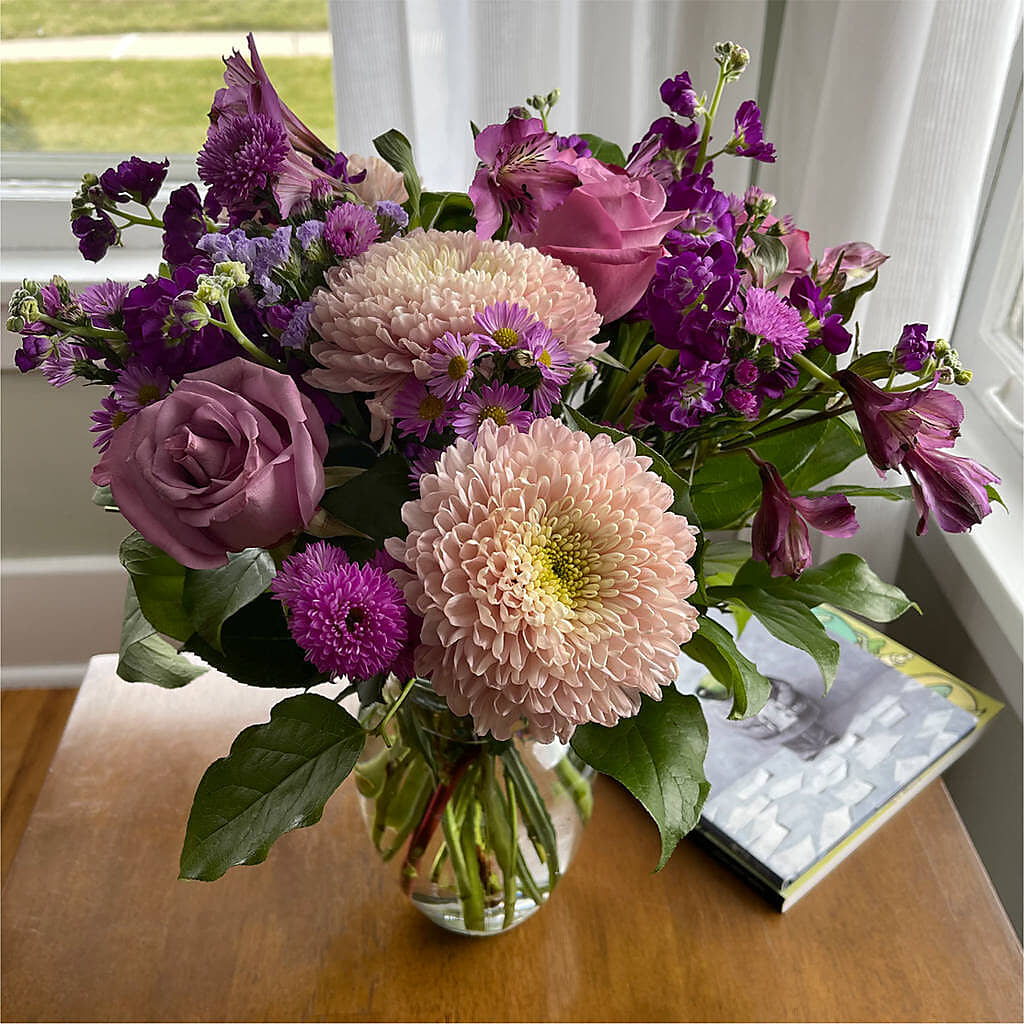 Ultraviolet Bouquet –  Overnightflowerdelivery.com, Tontitown AR