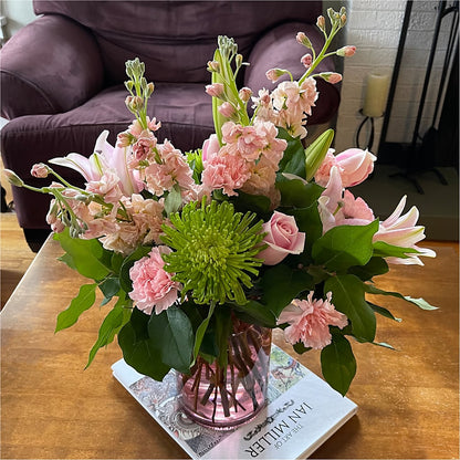 Pretty in Pink Bouquet –  Overnightflowerdelivery.com, Tontitown AR
