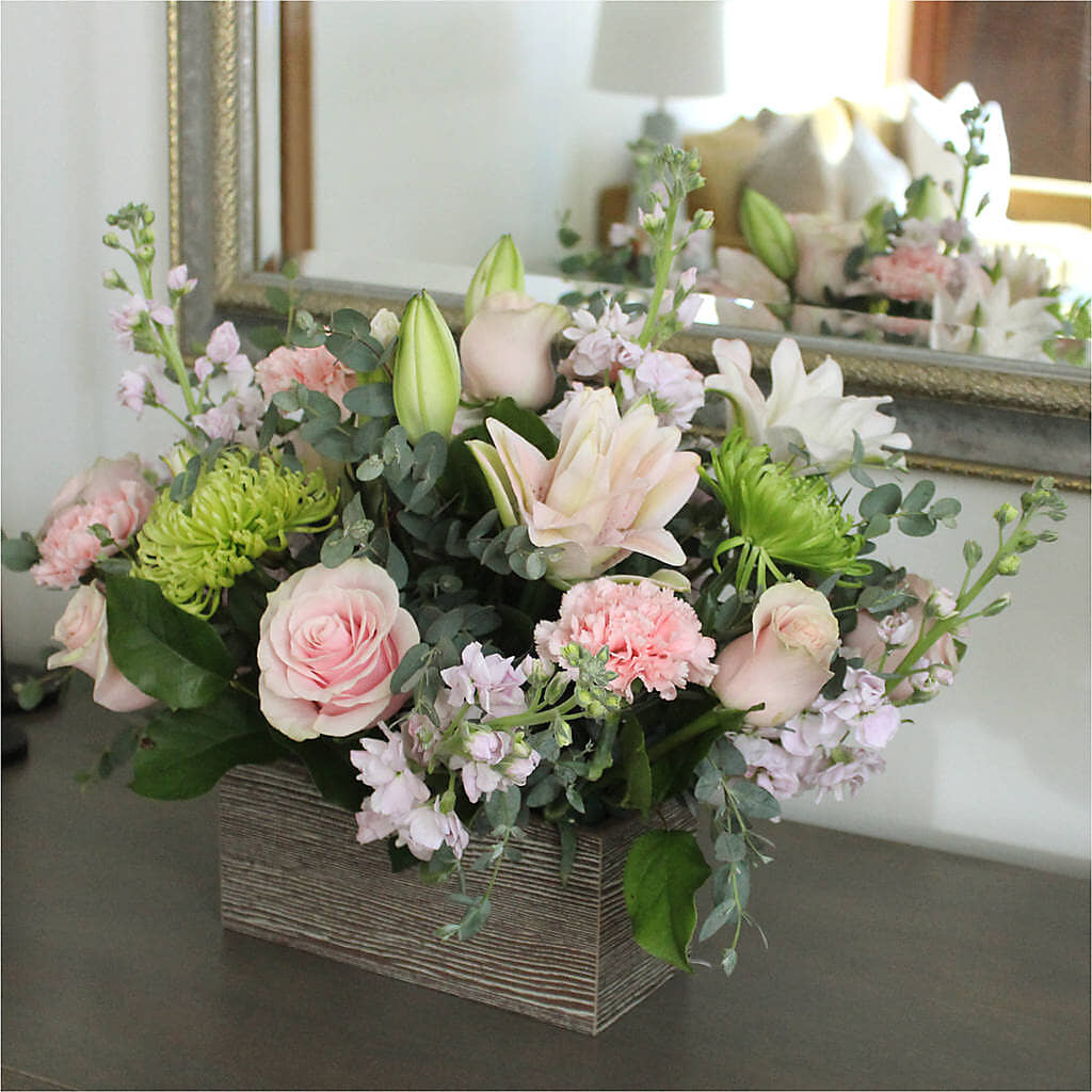 Beautiful Spirit Basket –  Overnightflowerdelivery.com, Tontitown AR