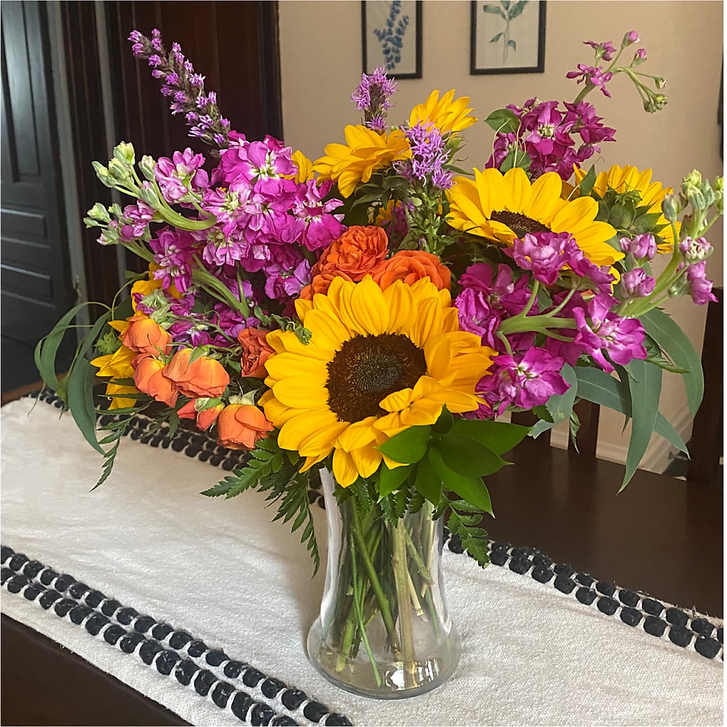 Rays of Life Bouquet –  Overnightflowerdelivery.com, Tontitown AR