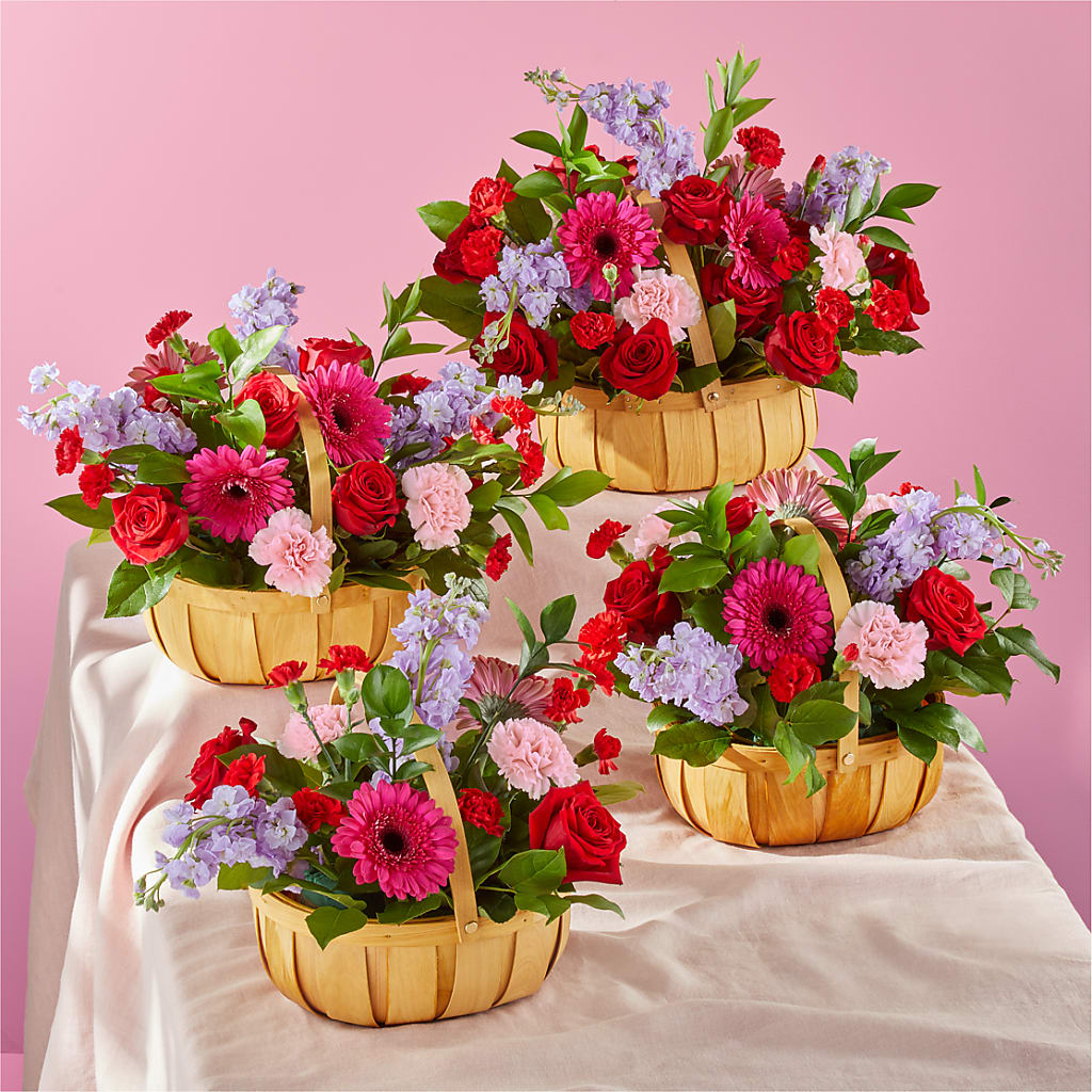 Pink Picnic Basket –  Overnightflowerdelivery.com, Tontitown AR