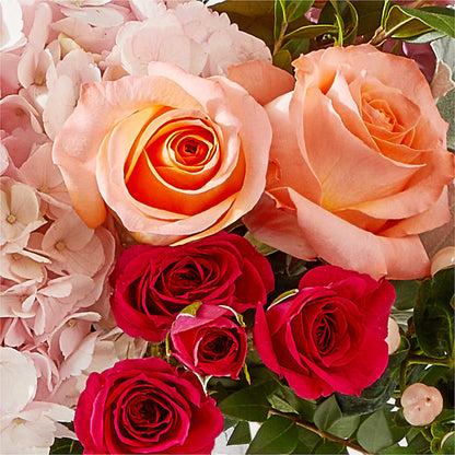 Glitz & Glam Bouquet –  Overnightflowerdelivery.com, Tontitown AR